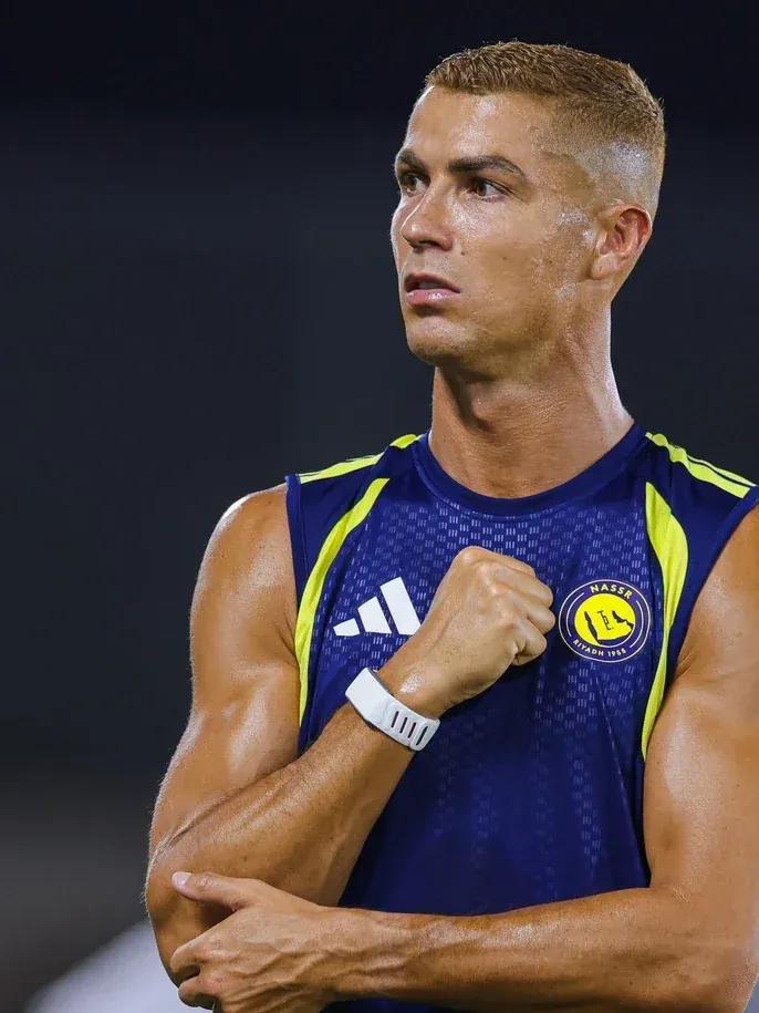 Bí ẩn Đằng Sau Những Bức Ảnh Nền Của Siêo Sa Bóng Đá Ronaldo · ảnh 3